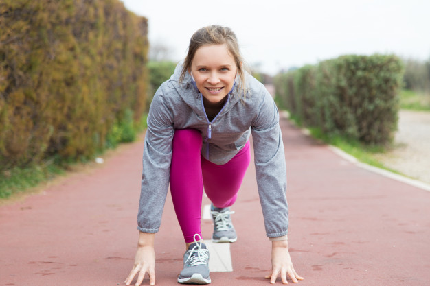 préparation physique passe par le renforcement musculaire, le dépassement de l'athlète, la musculation. Un coach sportif vous fera faire à domicile des montées de genoux, des foulées, du cardio, des tractions, des pecs, des jambes, des abdos... Muscler votre corps à libourne, lugon, bordeaux, saint andré de cubzac, sainte eulalie