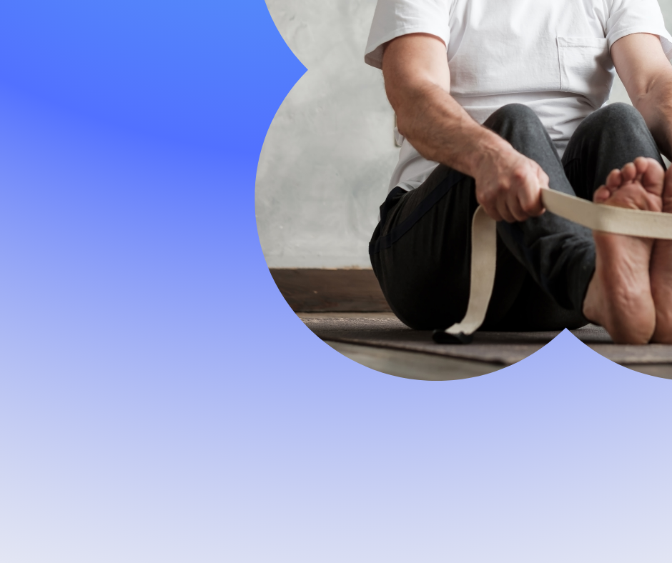 Participants engagés dans une activité physique adaptée, améliorant leur motricité et leur bien-être lors d’un événement à Libourne.